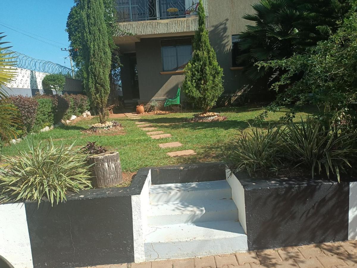 Jacuzzi City Home Kampala Eksteriør billede