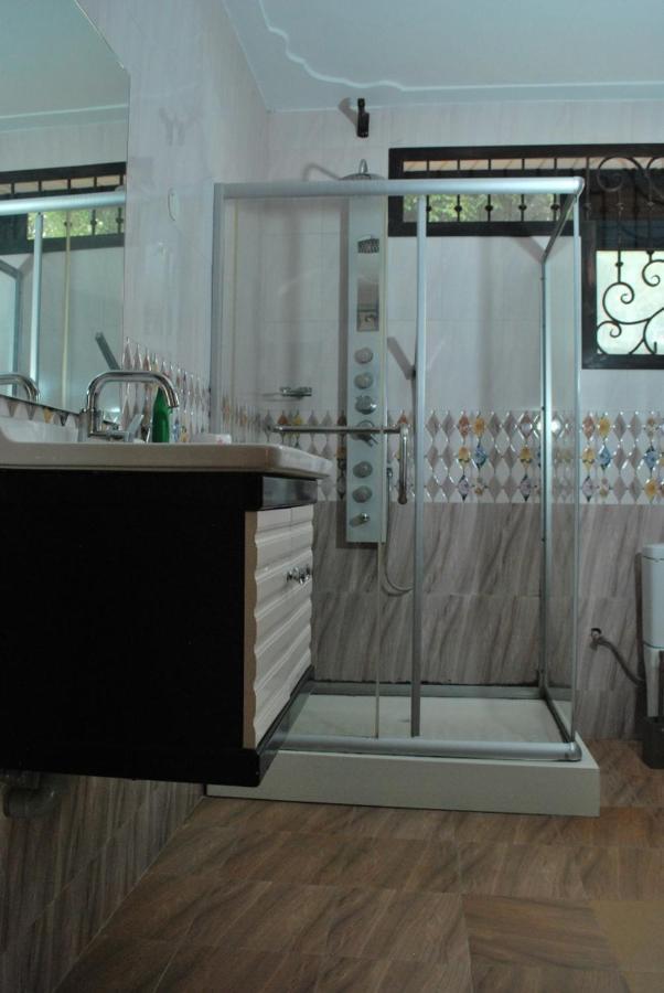 Jacuzzi City Home Kampala Eksteriør billede