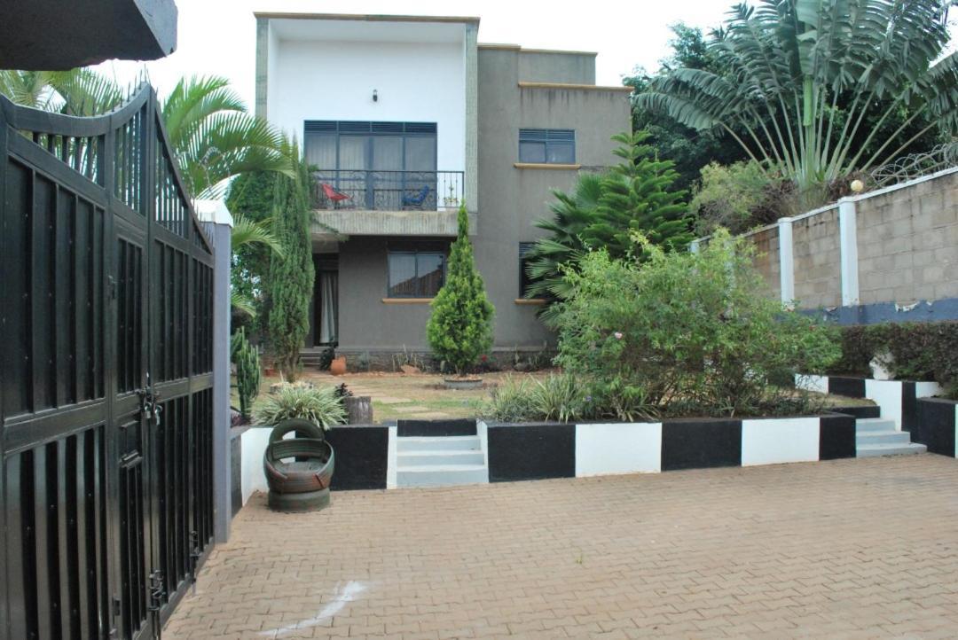 Jacuzzi City Home Kampala Eksteriør billede